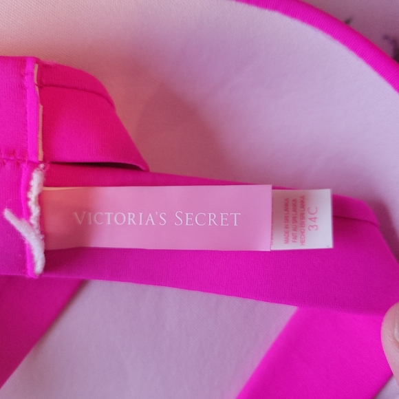 Victoria’s Secret The Hottie Halter Push-Up Bikini Top 34C Hot Pink Swim Resort - Picture 9 of 9